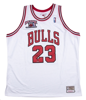 Michael Jordan Signed Chicago Bulls Home Jersey With 1992 Back to Back Championships Patch #18/23 (UDA)